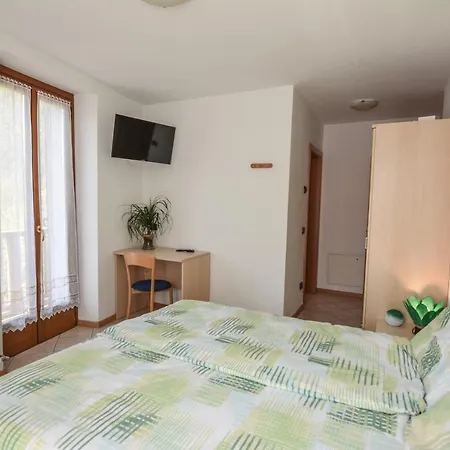 Bed And Breakfast Galet Pieve Di Ledro Exterior photo