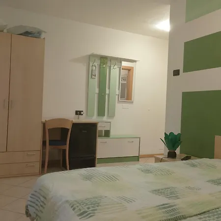 Bed And Breakfast Galet Pieve Di Ledro Exterior photo
