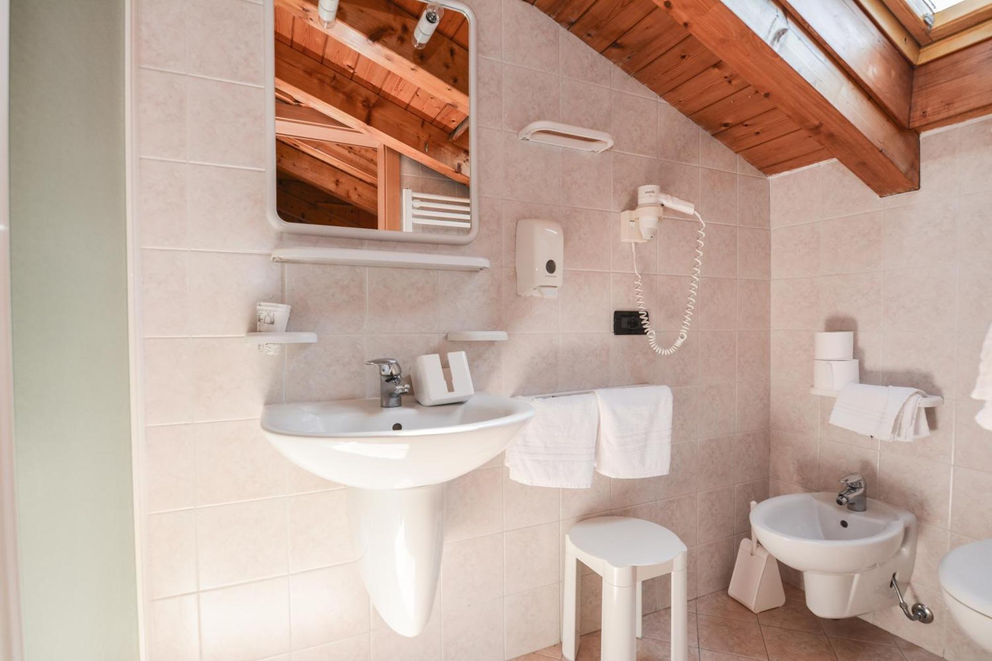 Bed & Breakfast Galet Pieve Di Ledro
