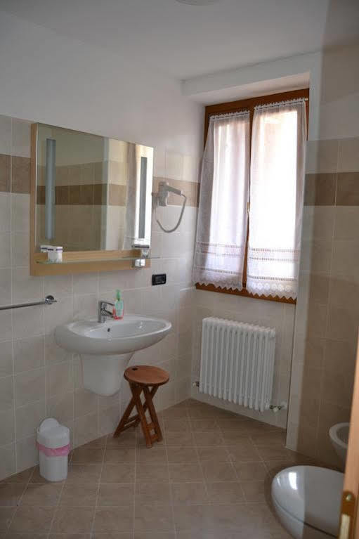 Galet Bed & Breakfast 2*
